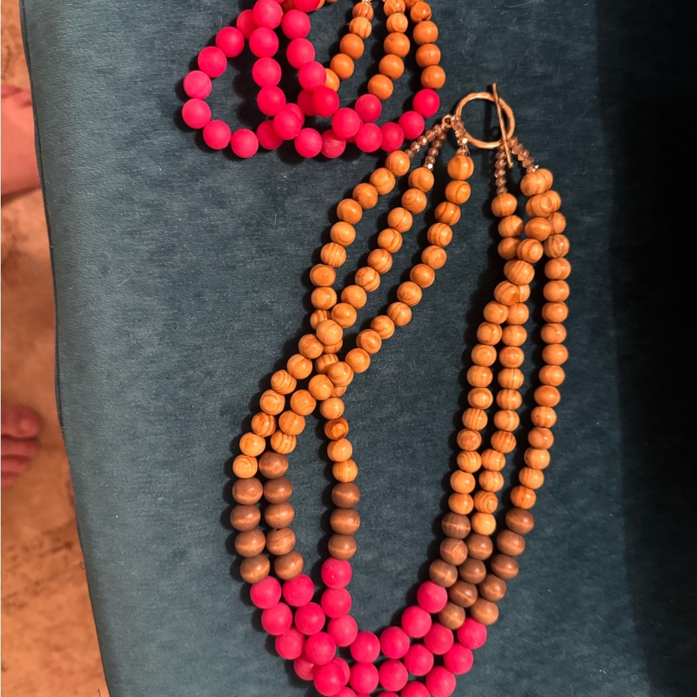 Susan Shaw High end Boutique Elegant Pink and Brown Beaded Necklace Set